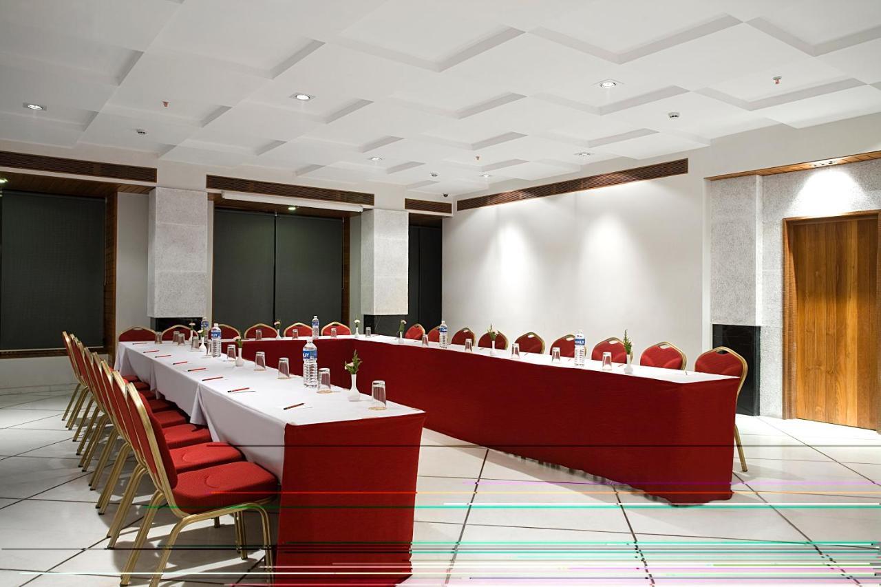 Hotel Jewel Of Chembur Mumbai Exterior foto